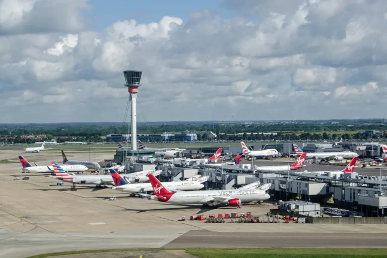 Londen Heathrow schrapt eindelijk 100ml-vloeistofregeling